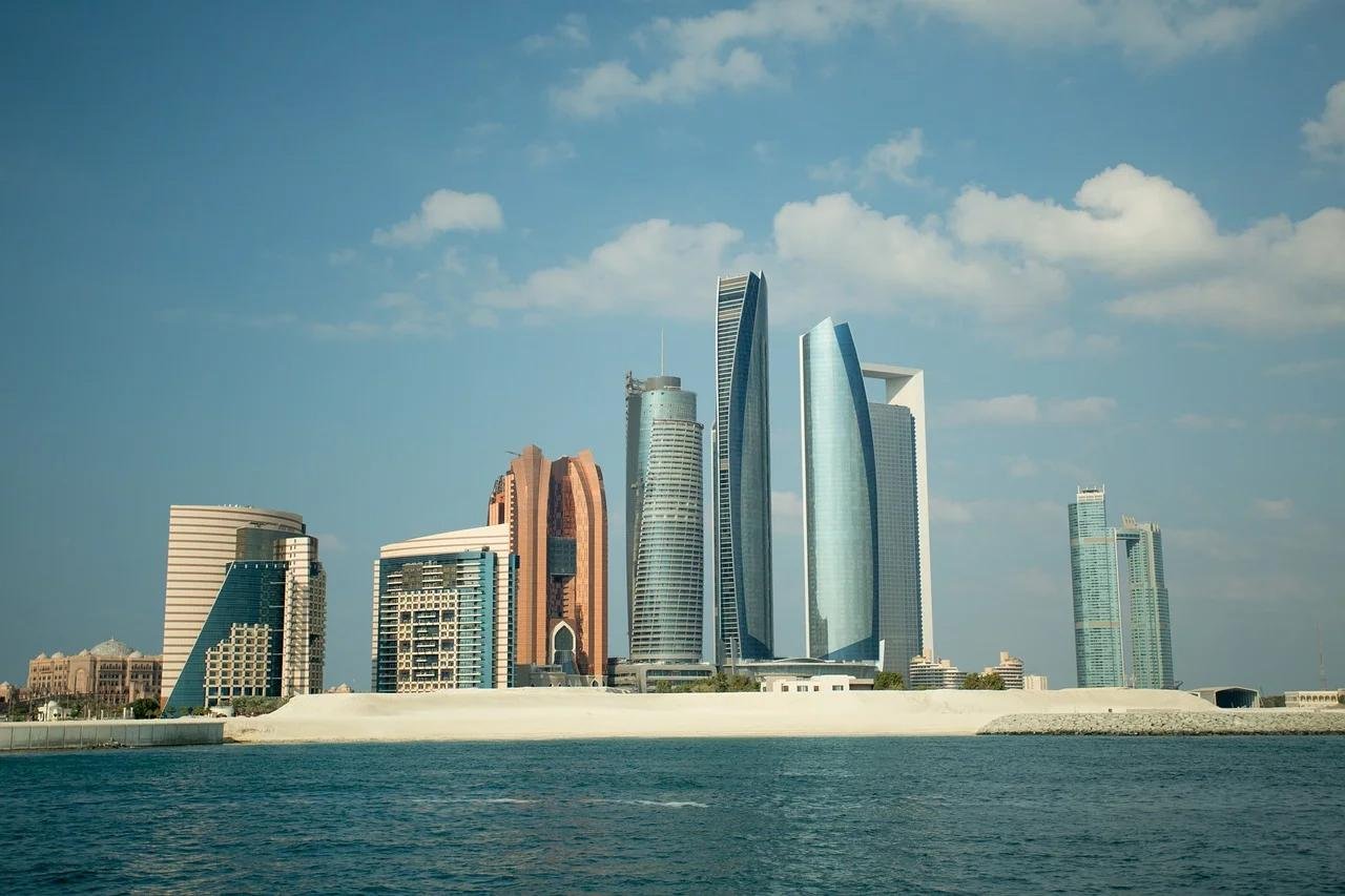 Abu Dhabi Located approximately 4 hours away from Ras El Hekma by air